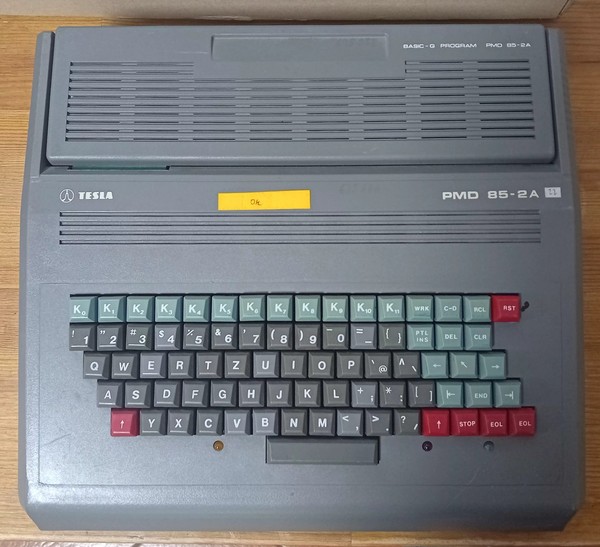 PMD-85-2A (Též nazýván Piešťanský Mikropočítač Displejový.Navrhl jej Ing. Roman Kišš.Počítač byl vyráběn od 1987 v Tesla Bratislava.)